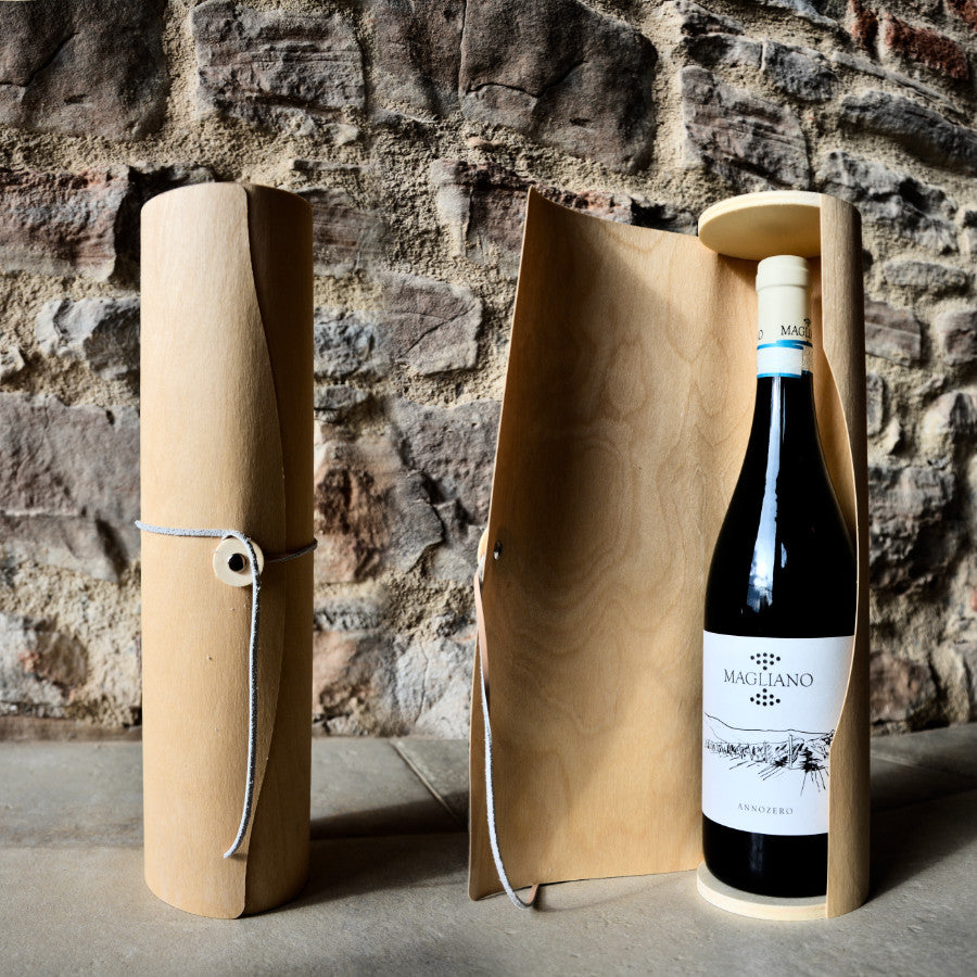 Wine box for gift packaging